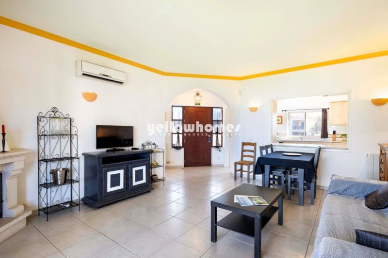 Encantador Apartamento T1 no centro de um empreendimento de Golf em Carvoeiro